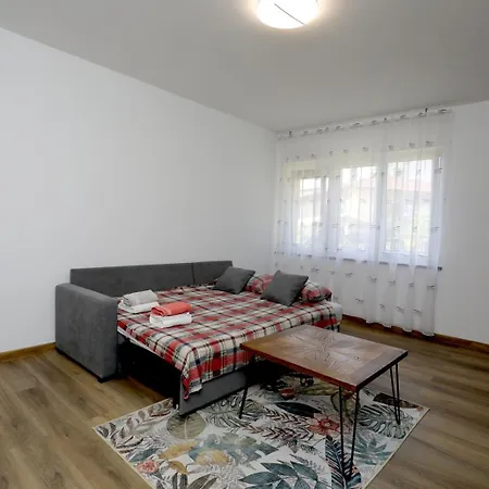 Ondina Apartman *